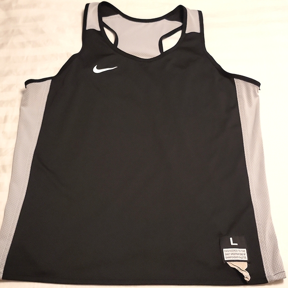 🌴 Nike Women's Black & Snake Print Workout Top 🖤 - Picture 5 of 6